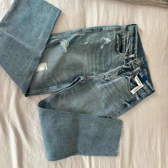 Old Navy Jeans - Picture 6 of 6